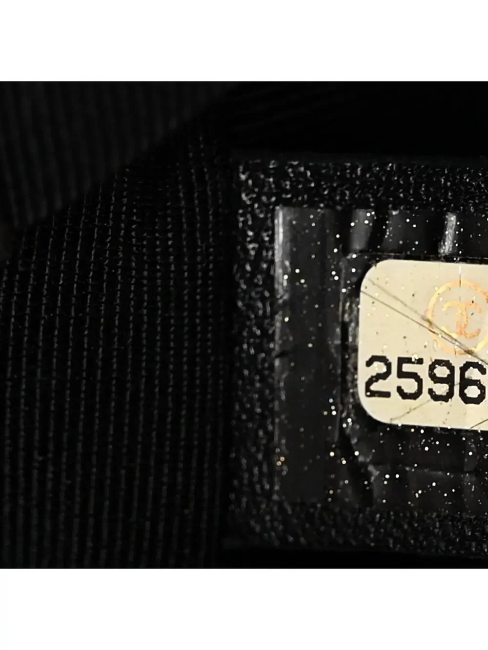 Chanel Caviar Quilted New Medium Boy #321970C45B